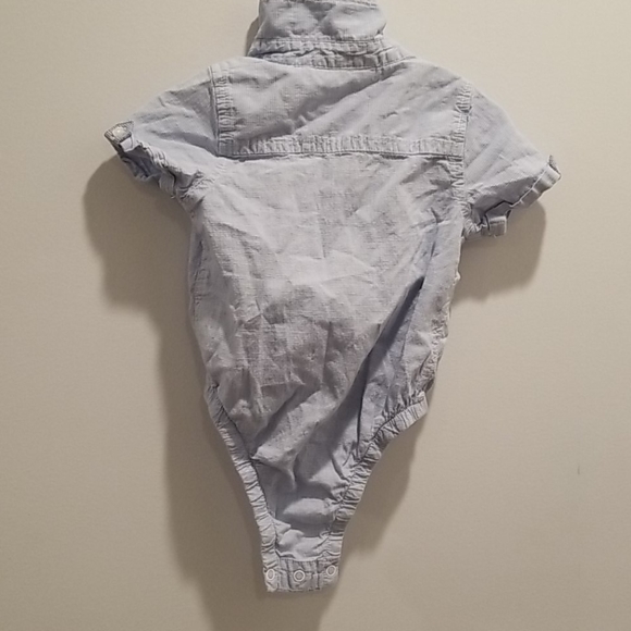 Button up body suit 12 month short sleeve - Picture 3 of 4